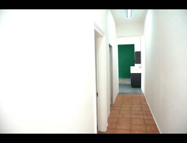 2 BEDROOM PROPERTY TO RENT IN WOODSTOCK